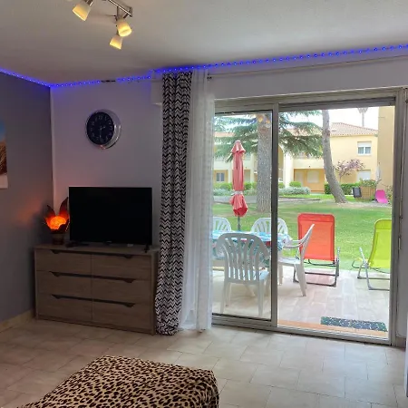 T2 Rdc A En Roussillon Europa 4 Pers ,piscine,clim, Tennis, Parking Apartment