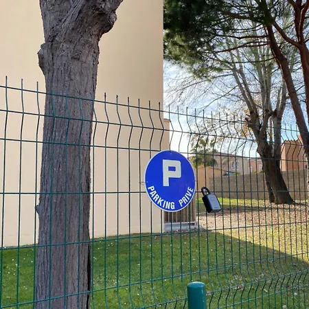 T2 Rdc A En Roussillon Europa 4 Pers ,piscine,clim, Tennis, Parking