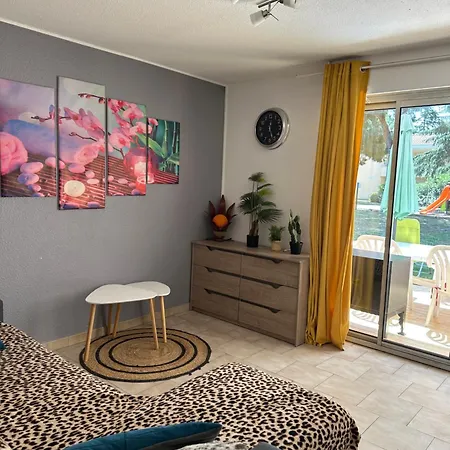 T2 Rdc A En Roussillon Europa 4 Pers ,piscine,clim, Tennis, Parking * カネ