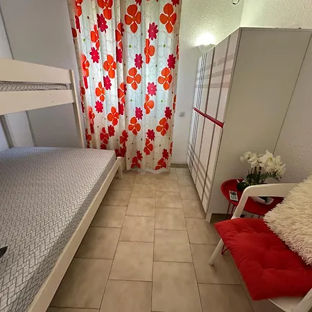 T2 Rdc A En Roussillon Europa 4 Pers ,piscine,clim, Tennis, Parking アパート