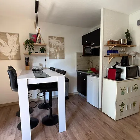 Joliet2 ,rdc,piscine,clim,parking,tennis ,canet En Roussillon *