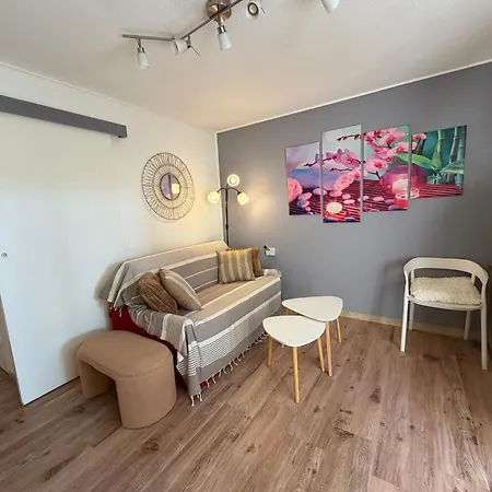 Joliet2 ,rdc,piscine,clim,parking,tennis ,canet En Roussillon Apartment