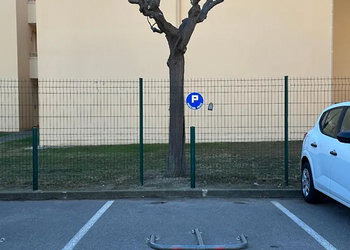 T2 Rdc A En Roussillon Europa 4 Pers ,piscine,clim, Tennis, Parking アパート