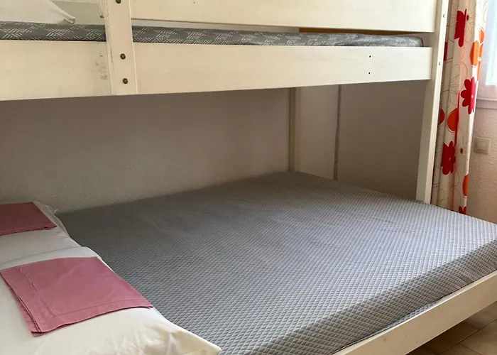T2 Rdc A En Roussillon Europa 4 Pers ,piscine,clim, Tennis, Parking アパート カネ