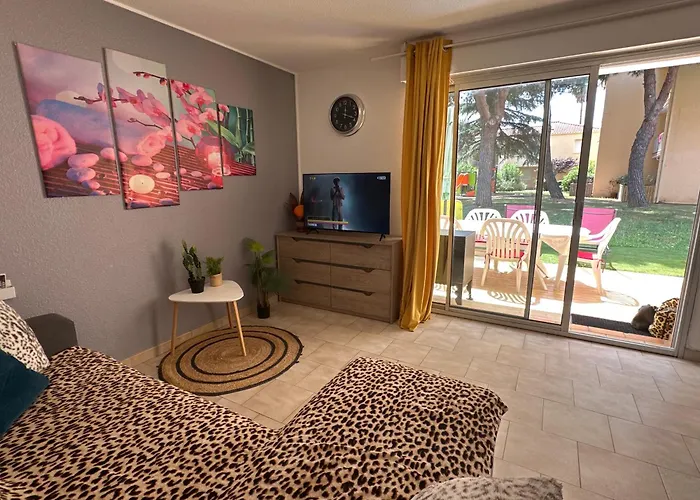 T2 Rdc A En Roussillon Europa 4 Pers ,piscine,clim, Tennis, Parking * カネ